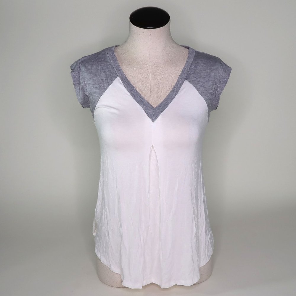 JUST GINGER raglan capsleeve grey & white flowy MD